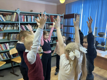 Познавательно-игровая программа «Счастье в ладошках»