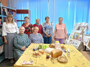 Фольклорный час «Три Спаса — три запаса»