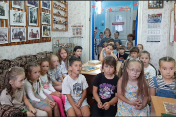 Час уютного чтения «Сказки народов России»