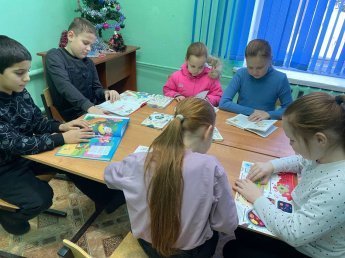 Литературные чтения «Любимые сказки Деда Мороза»