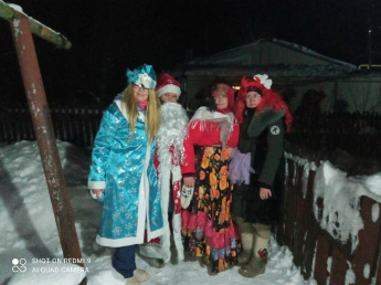 Праздничные колядки "Пришла коляда - отворяй ворота".